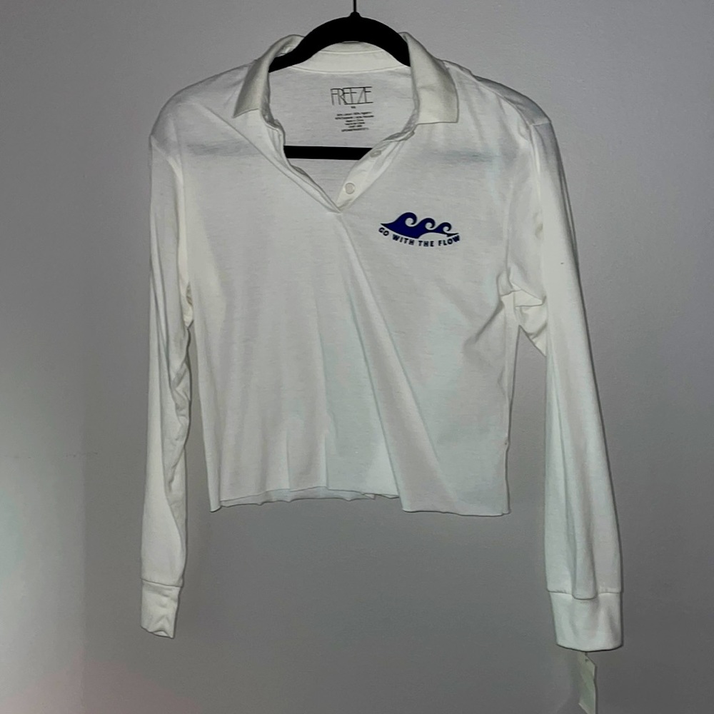 Freeze Crop Long Sleeve Top